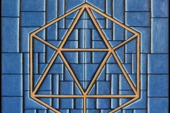 Icosaedro |  09 - 2018 | Óleo sobre tela | 50 x 50 cm